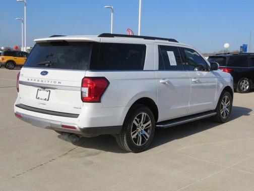 2022 Ford Expedition Max XLT