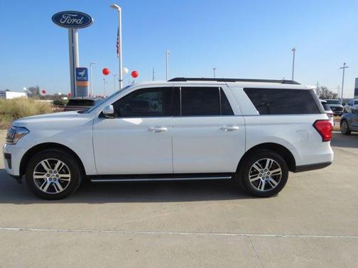 2022 Ford Expedition Max XLT