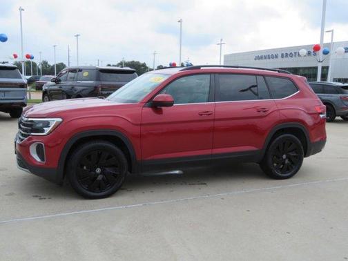 2024 Volkswagen Atlas 2.0T SE w/Technology