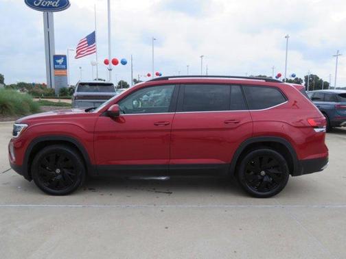 2024 Volkswagen Atlas 2.0T SE w/Technology