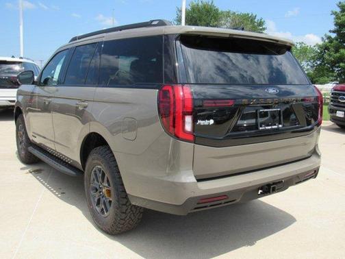 Gray 2026 Ford Expedition Tremor