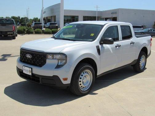 Space White Metallic 2026 Ford Maverick XL