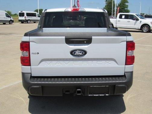Space White Metallic 2026 Ford Maverick XL