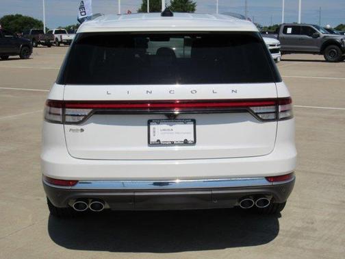 White Metallic 2025 Lincoln Aviator Reserve AWD