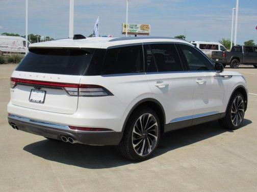 White Metallic 2025 Lincoln Aviator Reserve AWD