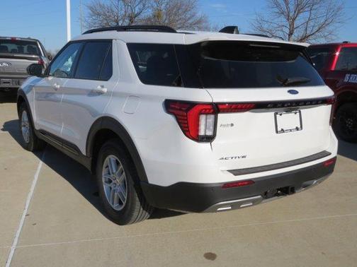 2026 Ford Explorer 