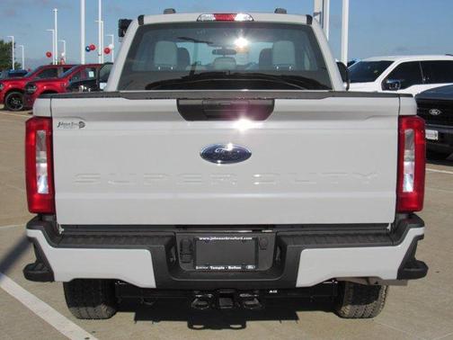 Avalanche 2026 Ford F-250 XL