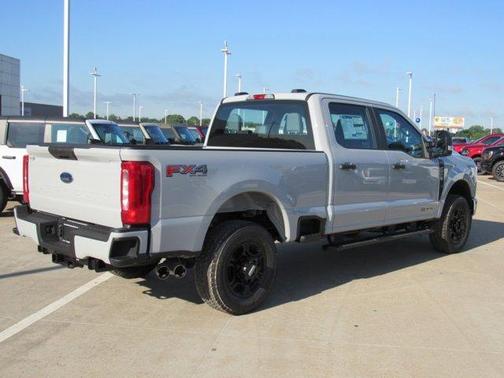 Avalanche 2026 Ford F-250 XL