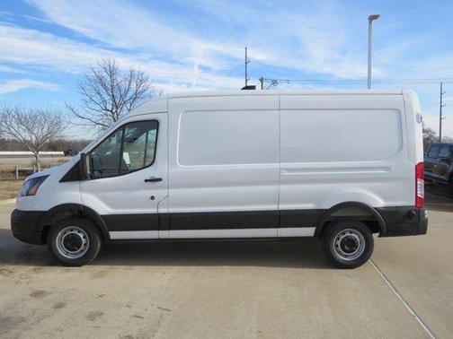 2026 Ford Transit-250 148 WB Medium Roof Cargo