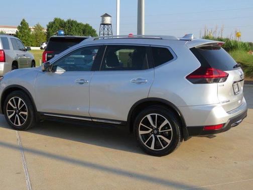 2019 Nissan Rogue SL