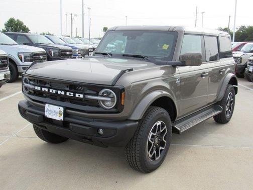 Gray 2026 Ford Bronco Outer Banks