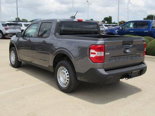 Carbonized Gray Metallic 2026 Ford Maverick XL