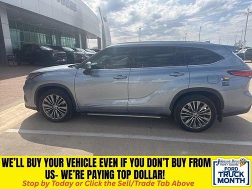 2021 Toyota Highlander Hybrid Platinum