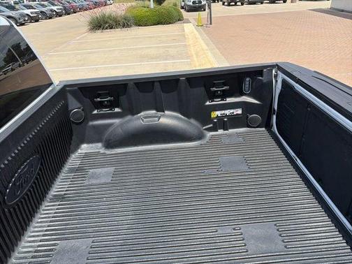 Oxford White 2022 Ford F-150 XLT