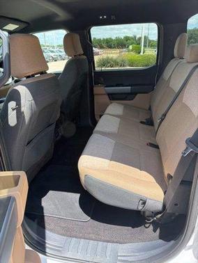 Oxford White 2022 Ford F-150 XLT