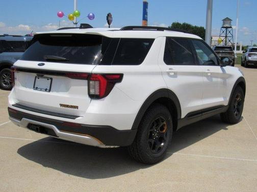 Star White 2026 Ford Explorer Tremor
