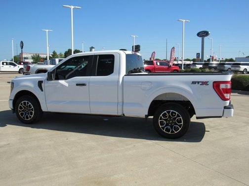 Oxford White 2023 Ford F-150 XL