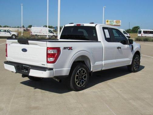 Oxford White 2023 Ford F-150 XL