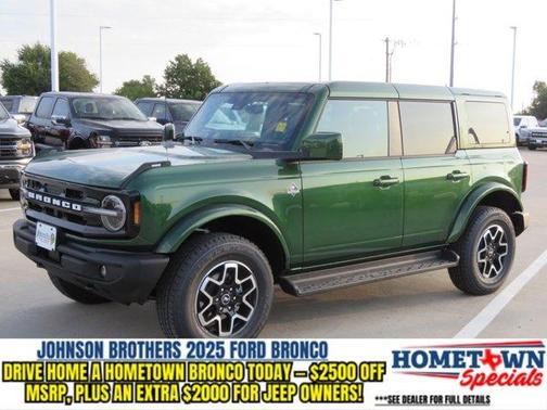 2025 Ford Bronco Outer Banks