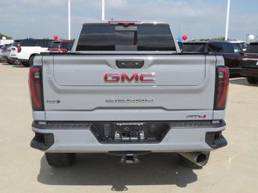 2024 GMC Sierra 2500 AT4