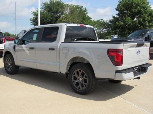 Avalanche 2026 Ford F-150 STX