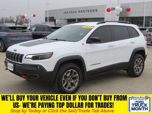 2022 Jeep Cherokee Trailhawk