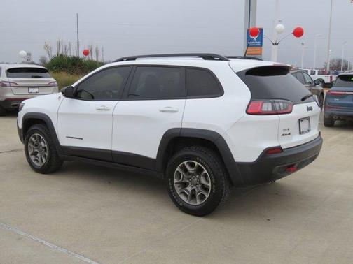 2022 Jeep Cherokee Trailhawk