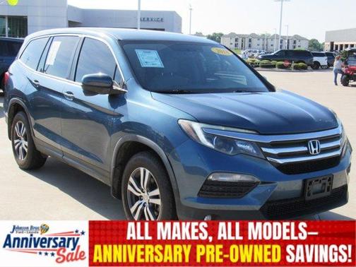 Blue 2018 Honda Pilot EX