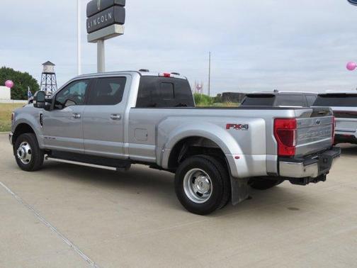 2022 Ford F-350 Lariat Super Duty