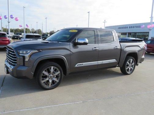 2023 Toyota Tundra Hybrid Capstone