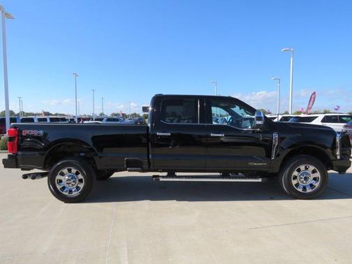 2024 Ford F-350 Lariat Super Duty