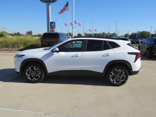 2024 Chevrolet Trax LT