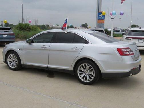 2018 Ford Taurus Limited
