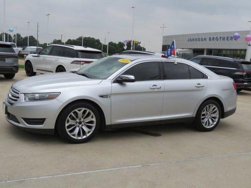 2018 Ford Taurus Limited