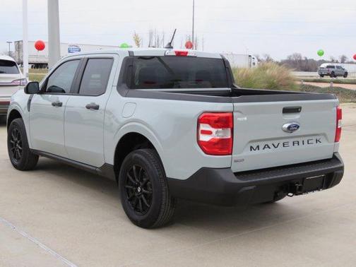 2023 Ford Maverick XL