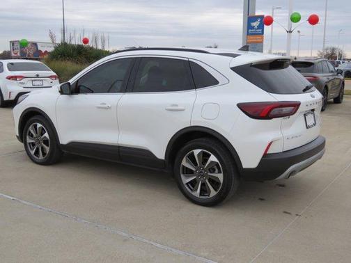 2023 Ford Escape Platinum