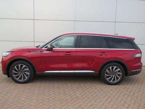 2025 Lincoln Aviator Premiere