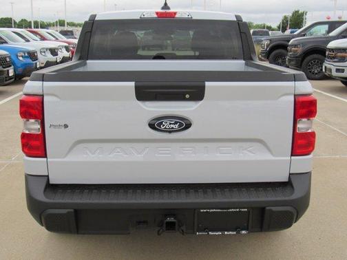 Space White Metallic 2026 Ford Maverick XLT