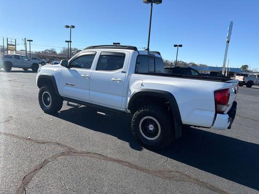2016 Toyota Tacoma TRD Sport