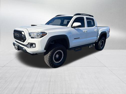 2016 Toyota Tacoma TRD Sport