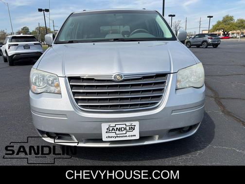 2009 Chrysler Town & Country Touring