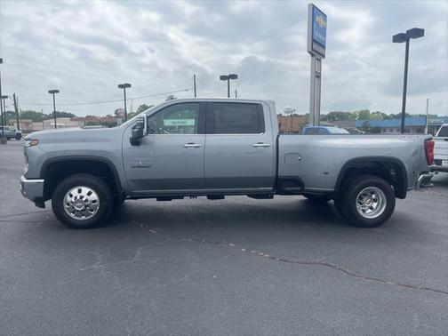 2025 Chevrolet Silverado 3500 LTZ