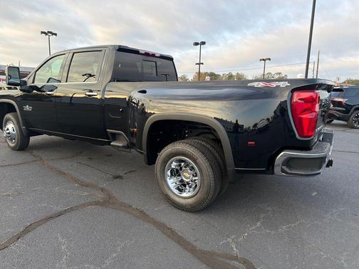 2026 Chevrolet Silverado 3500 LTZ