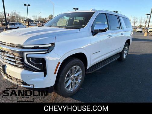 Polar White Tricoat 2026 Chevrolet Suburban Premier