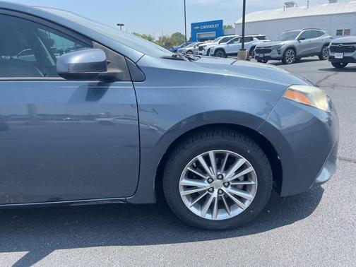 2015 Toyota Corolla LE Plus