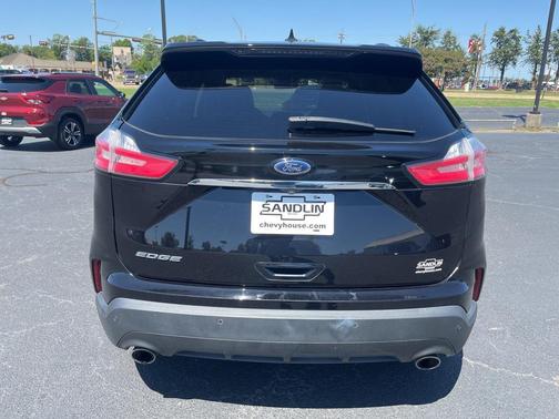 2020 Ford Edge SE
