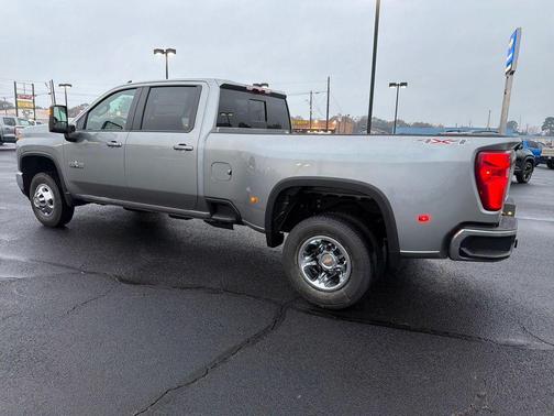 2026 Chevrolet Silverado 3500 LT