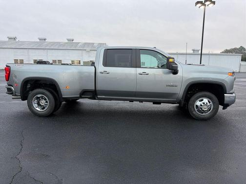 2026 Chevrolet Silverado 3500 LT