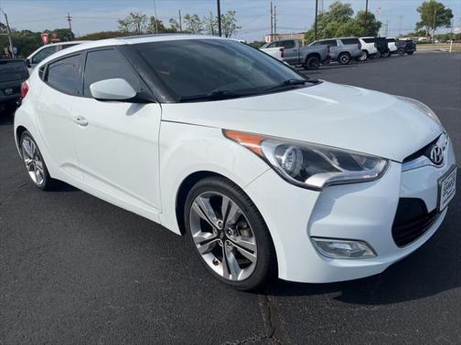 2016 Hyundai Veloster Base