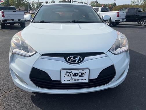 2016 Hyundai Veloster Base